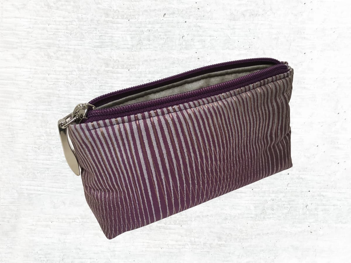 4 ROMANTIC aubergine